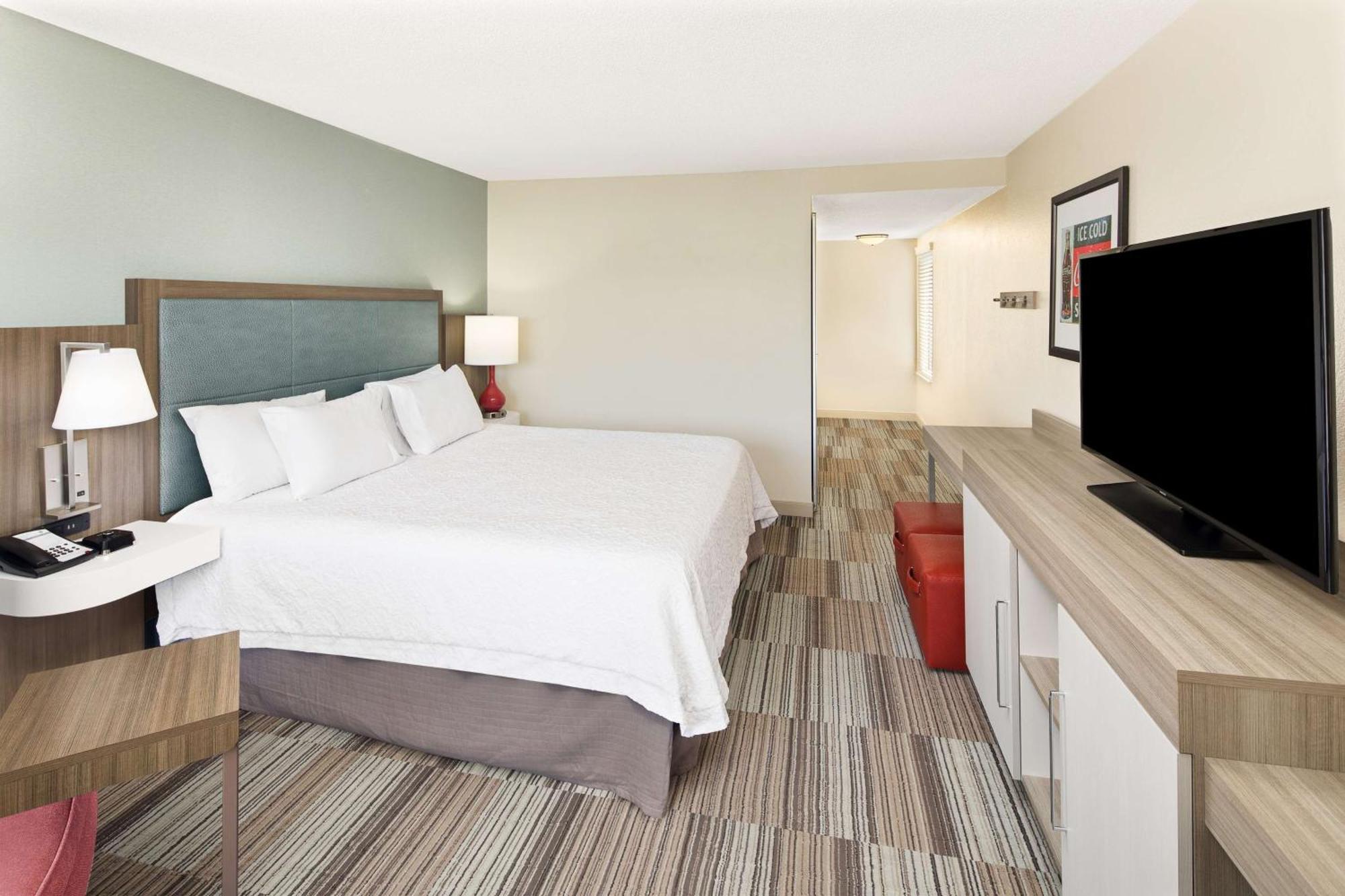 Hampton Inn Atlanta-Georgia Tech-Downtown Exterior photo